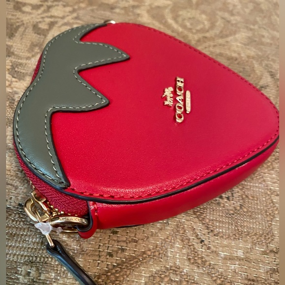 Coach Strawberry Zip Around Coin Case Wallet Crossbody - Picture 3 of 9